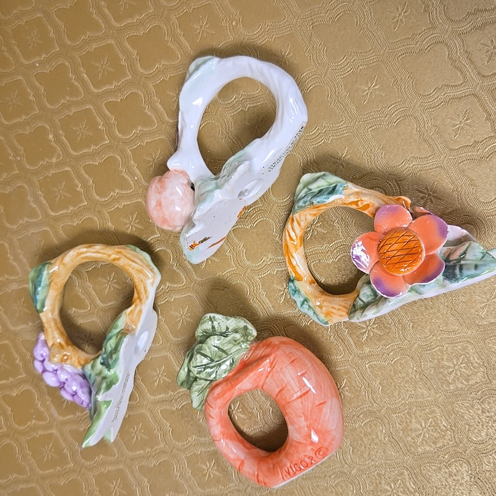 Colorful Ceramic Napkin Rings Set - Picture 6 of 11